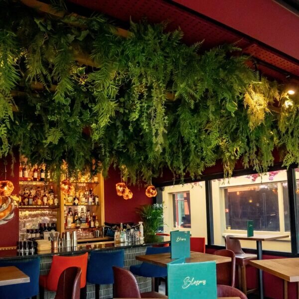 Mix Greenery Artificial Garland - Image 15