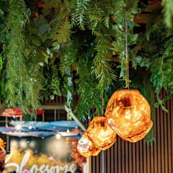 artificial greenery garlands