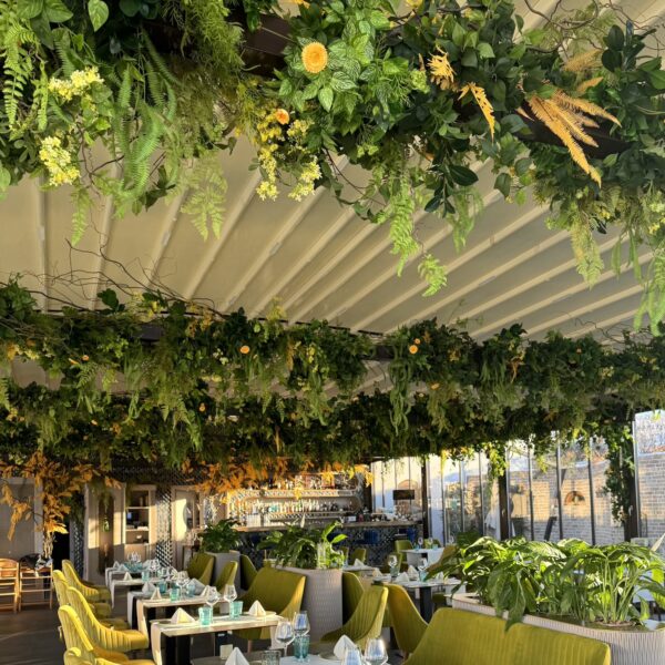 artificial top quality greenery