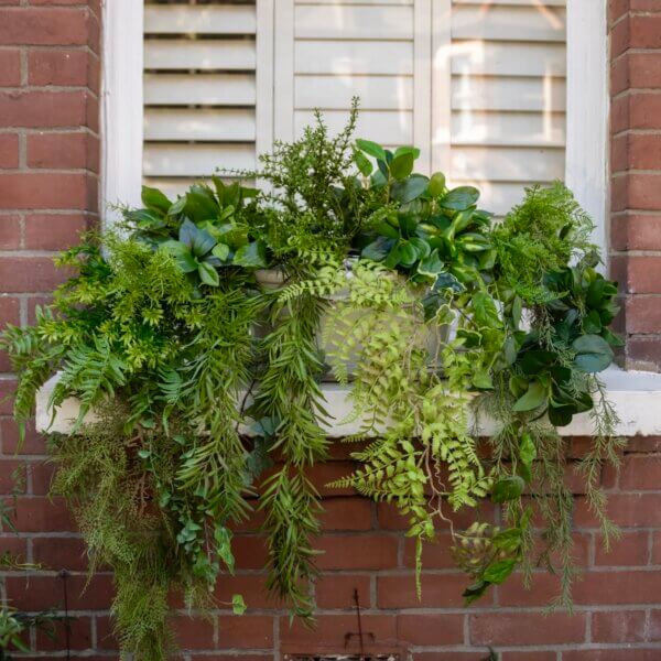 artificial greenery garlands