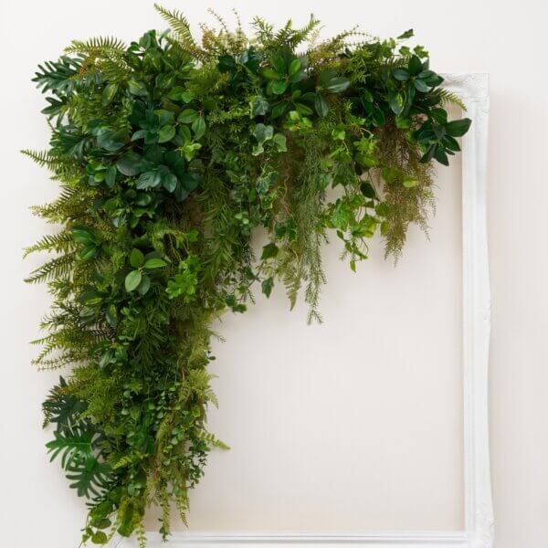 artificial greenery garlands