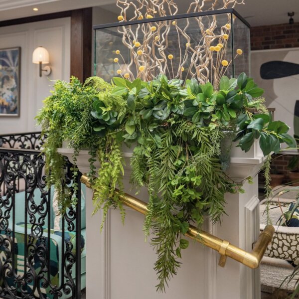 Mix Greenery Artificial Garland - Image 4